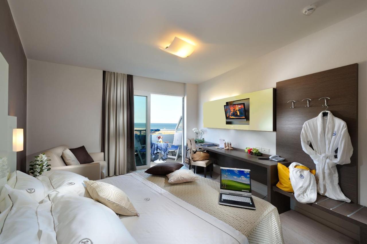 Majestic Beach Hotel & Wellness Bibione Extérieur photo