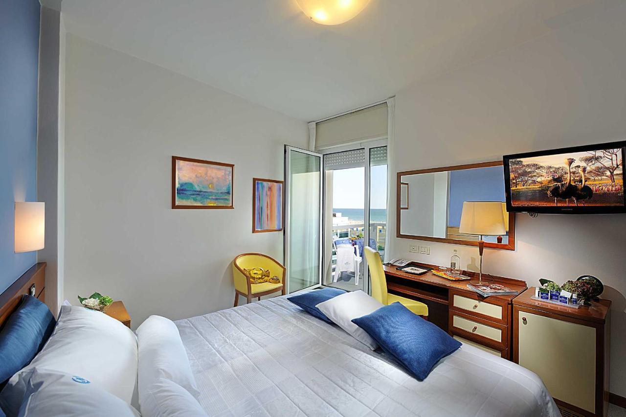 Majestic Beach Hotel & Wellness Bibione Extérieur photo