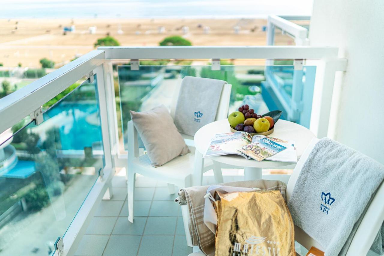 Majestic Beach Hotel & Wellness Bibione Extérieur photo