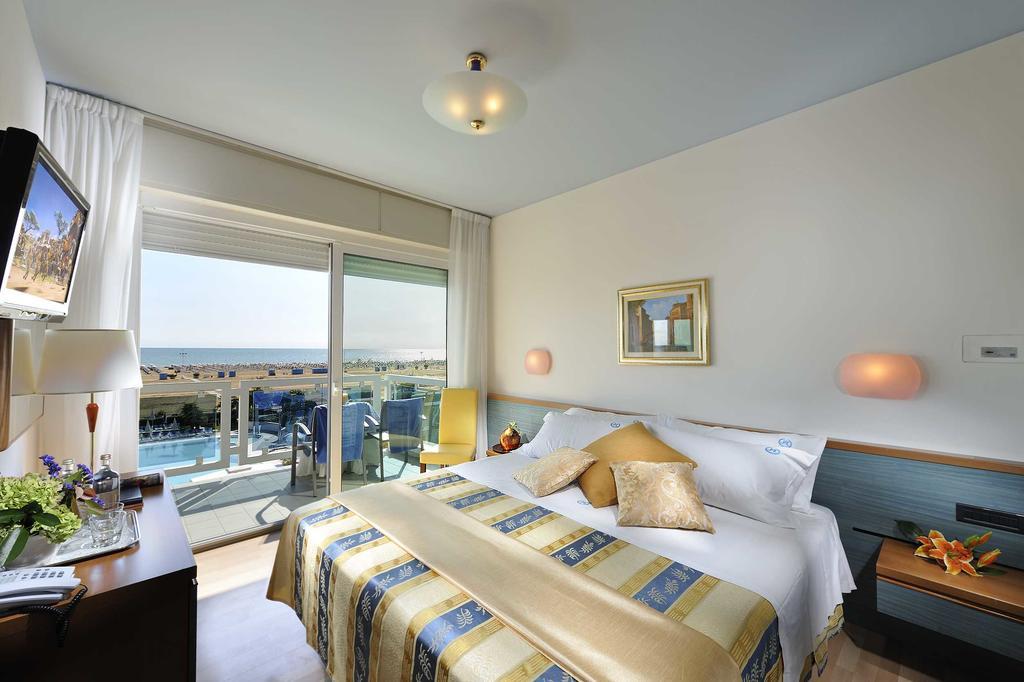 Majestic Beach Hotel & Wellness Bibione Extérieur photo